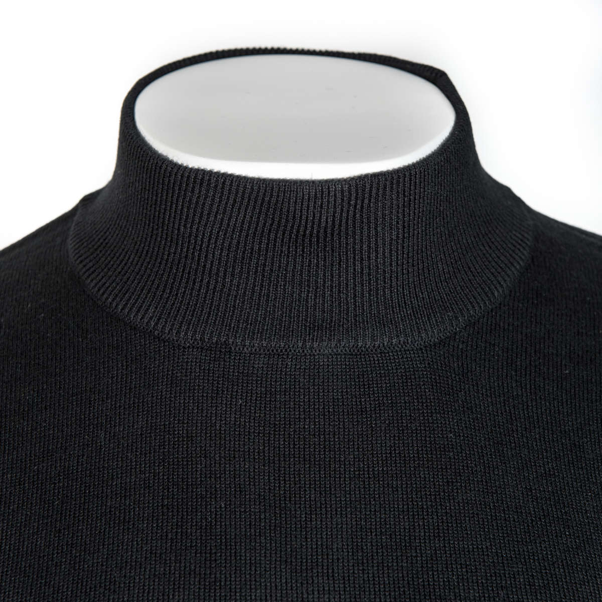 Gabicci Vintage Plain Knit Turtle Neck Pullover Black