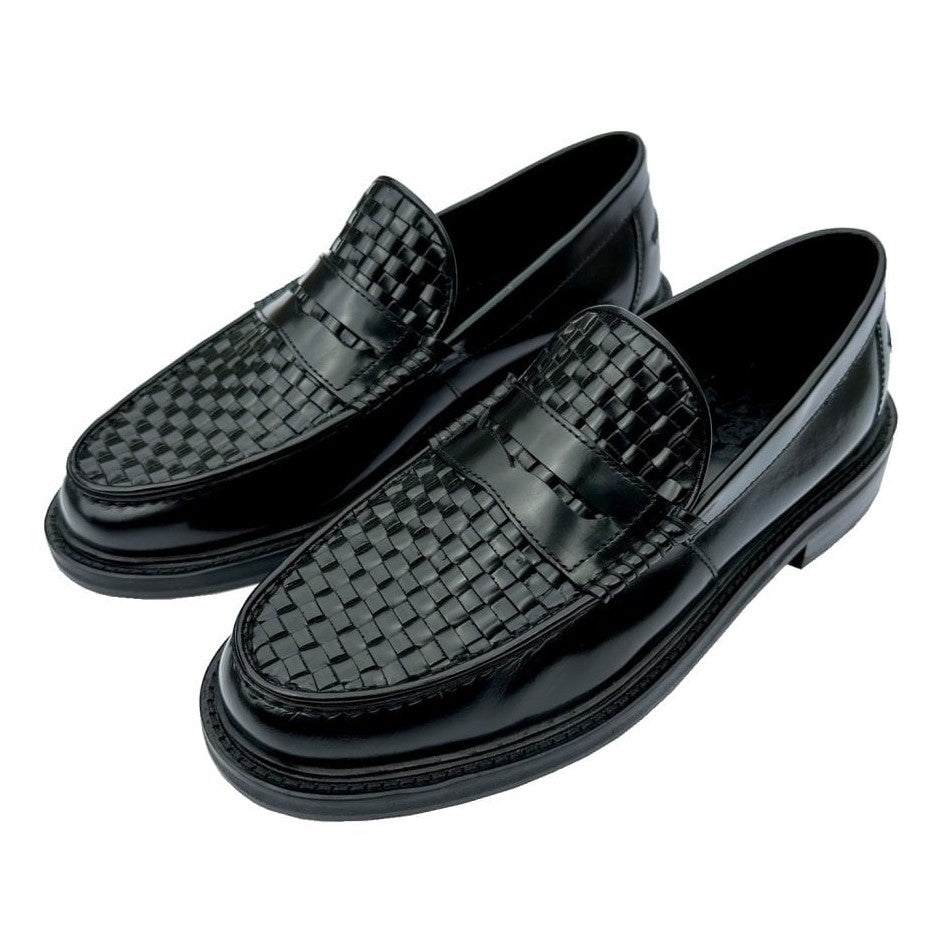 Delicious Junction Basket Weave Loafer Black